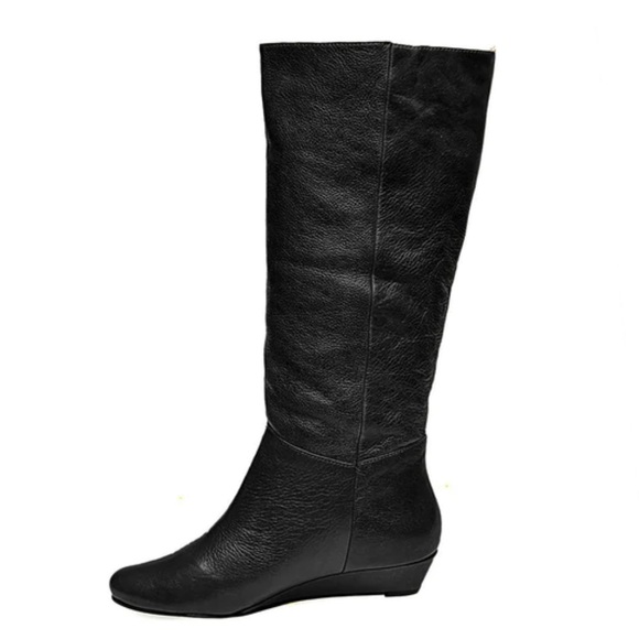 Black Leather Steve Madden Intyce Boots in size 5.5 - Picture 2 of 6
